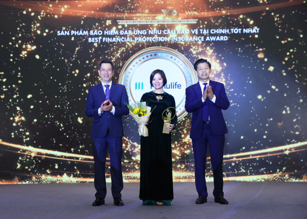Bộ đôi sản phẩm ‘Xanh’ của Manulife được vinh danh ‘Sản phẩm bảo hiểm đáp ứng nhu cầu bảo vệ tài chính tốt nhất 2025’